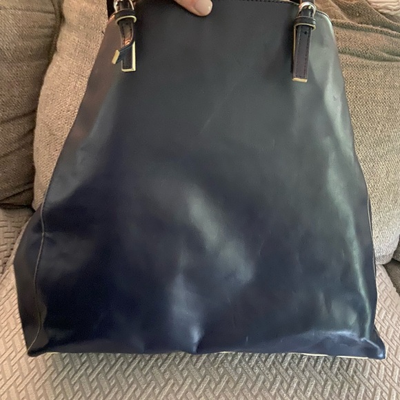 Vera Bradley NWT Navy Tote Bag - Picture 8 of 9